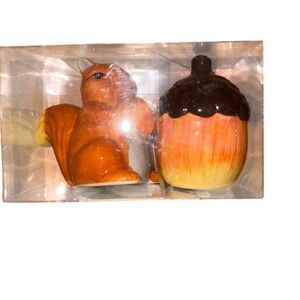 Smart Living Squirrel & Acorn Salt and Pepper Shakers Set‎ 2pc Woodland